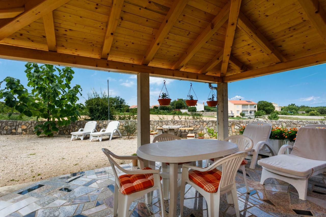 Apartman Dobrila Vrh  Exteriér fotografie